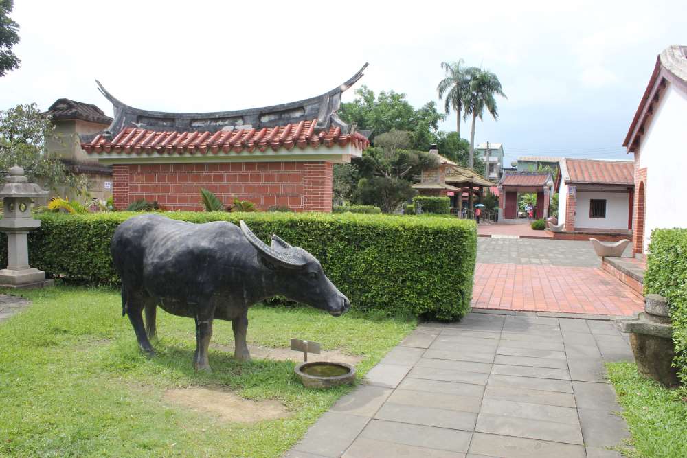 集集明新書院