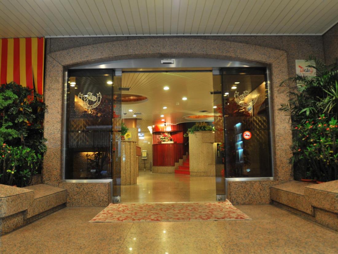 華國商務飯店(Keelung Imperial Hotel)