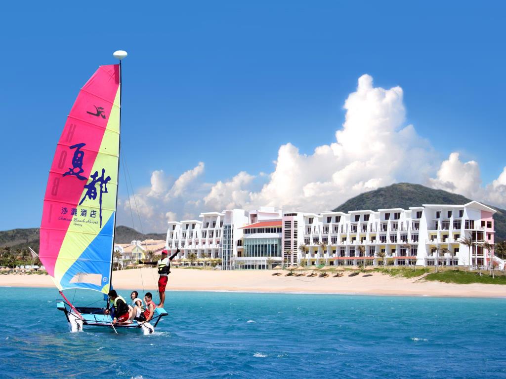 夏都沙灘酒店(Chateau Beach Resort)