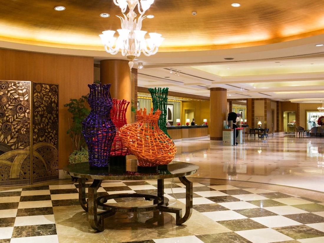 國賓大飯店(Ambassador Hotel)