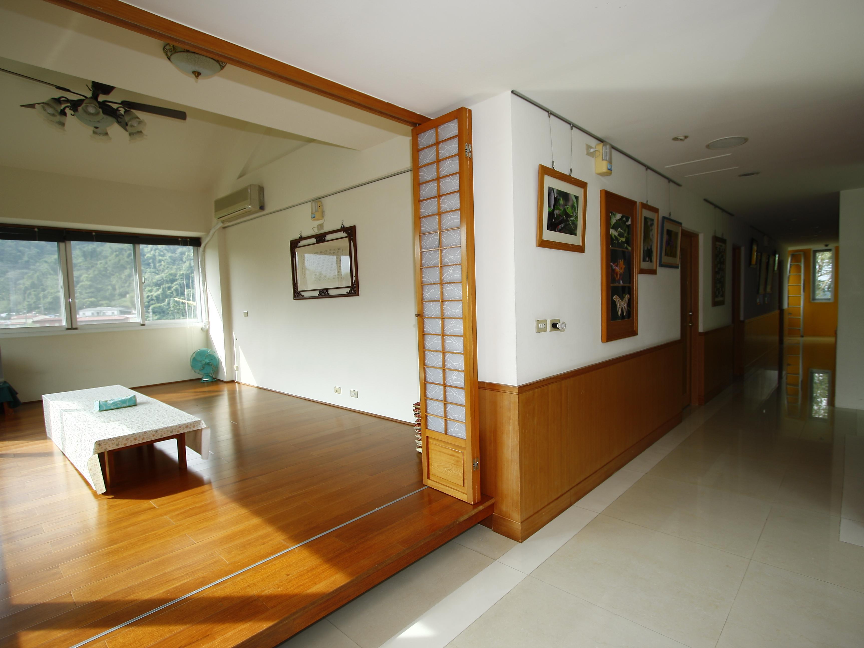 青蛙ㄚ婆ㄟ家(Frog Grandma's Home)