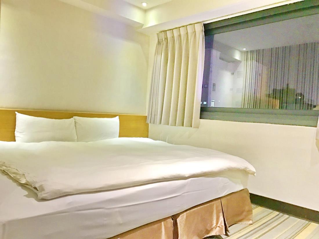 國園大飯店(Country Hotel)