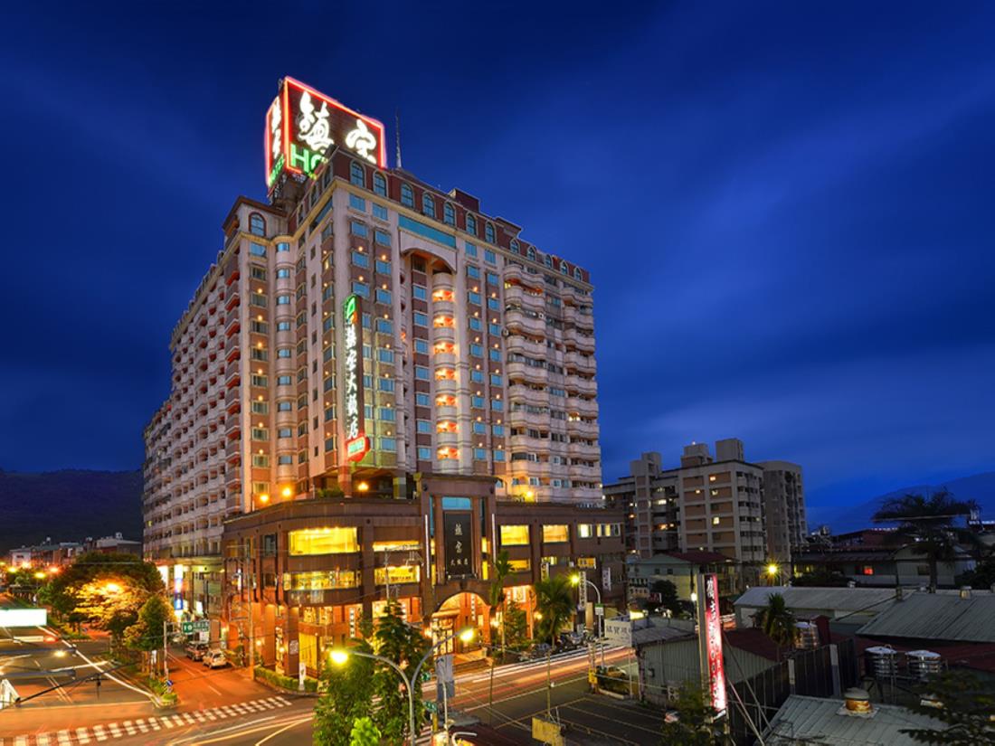 鎮寶大飯店(Chengpao Hotel)