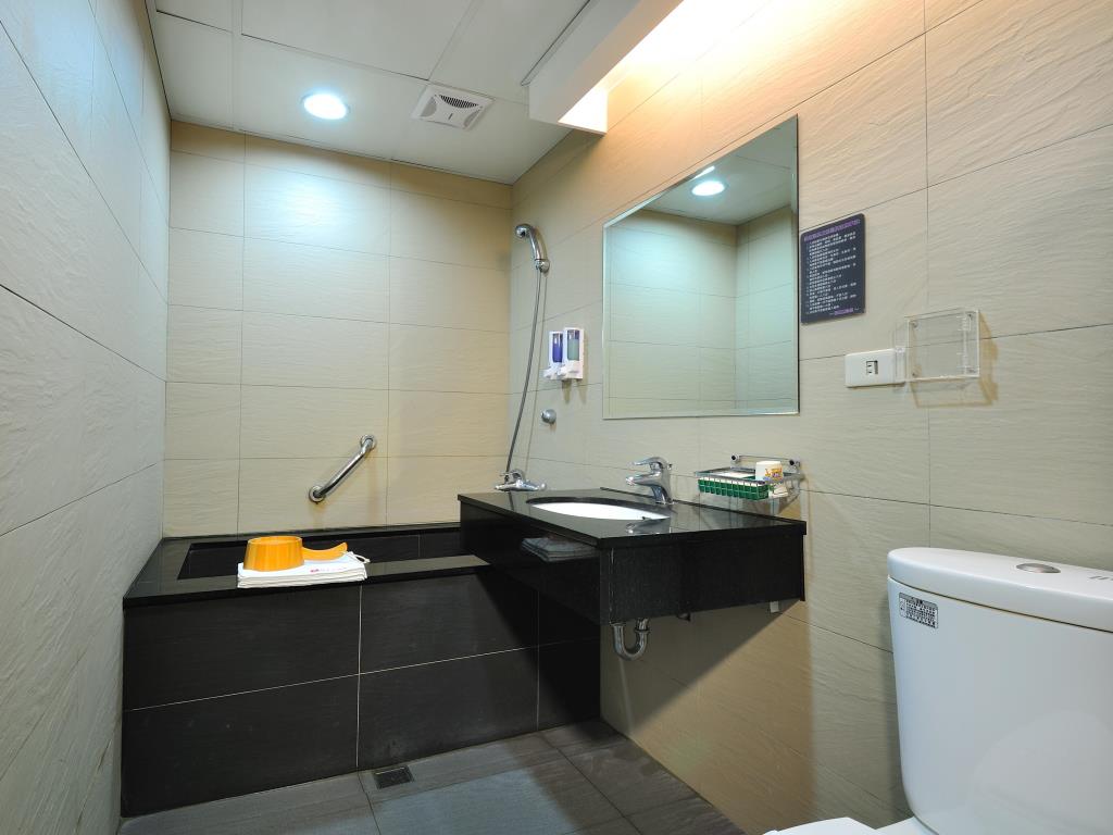 帥王溫泉大飯店(Baron’s Hot Spring Hotel)