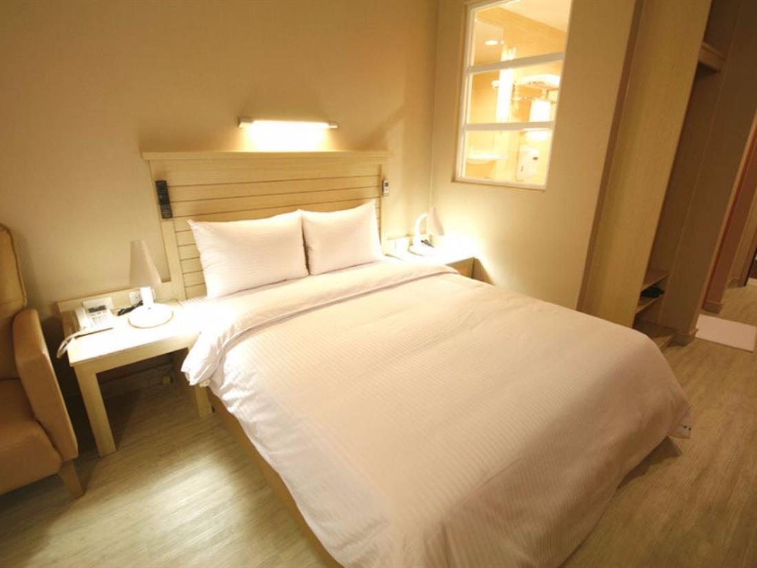 康橋商旅-六合夜市中正館(Kindness Hotel Jhong Jheng)