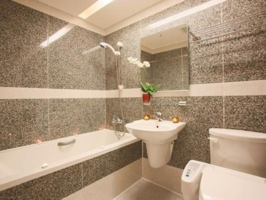 庭有名商務飯店(The Fame Boutique Hotel)