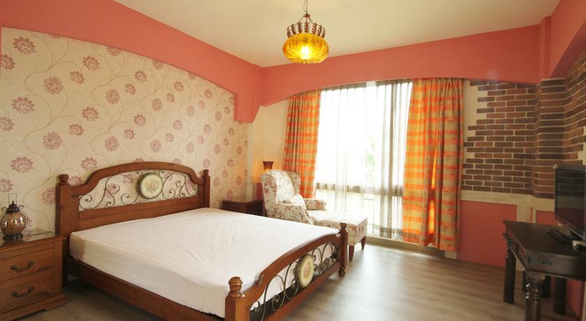 睫毛不翹的驢子(The Donkey Without Curly Lashes Hostel)