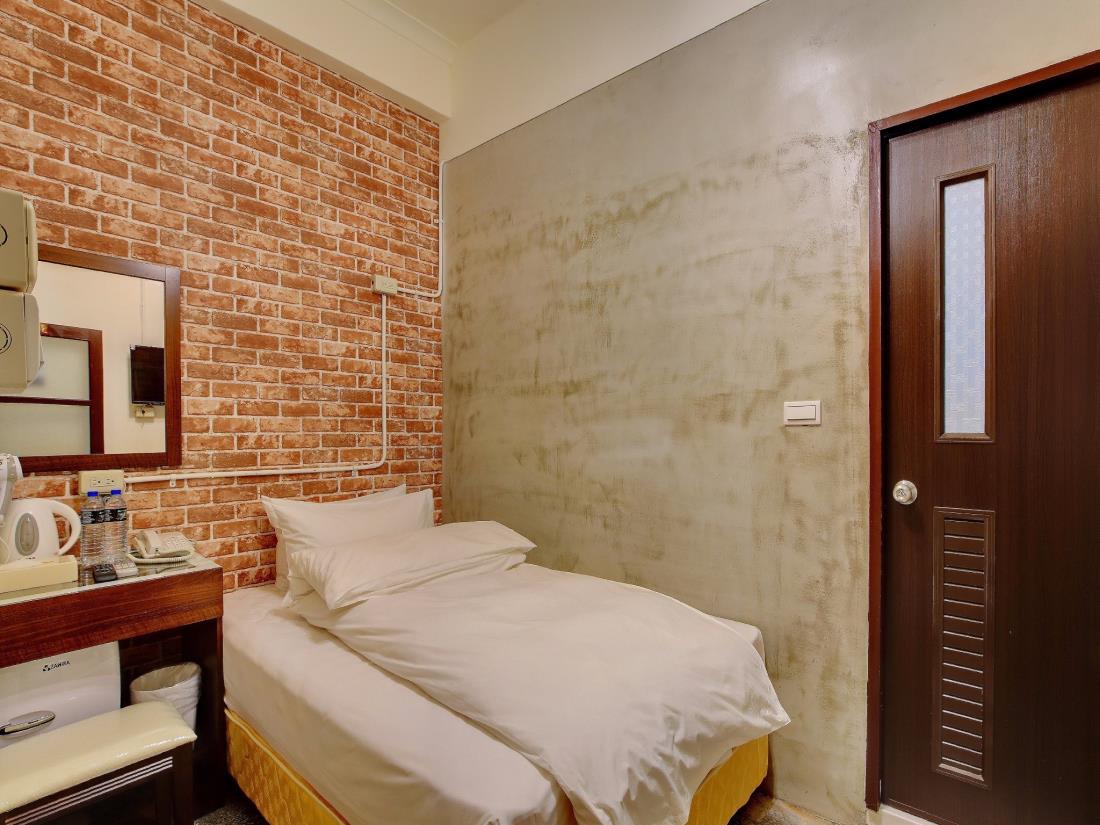 東城年代旅舍(TC HOTEL)
