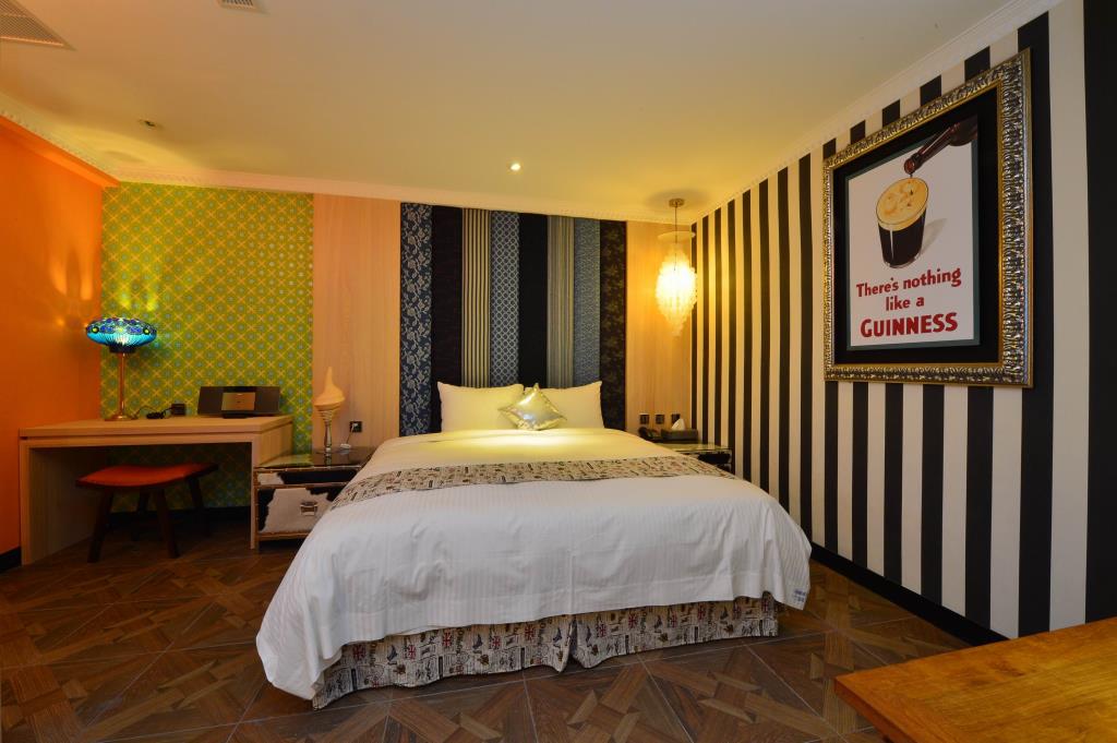 冒煙的喬雅客旅店(Smokey Joe's Hotel)