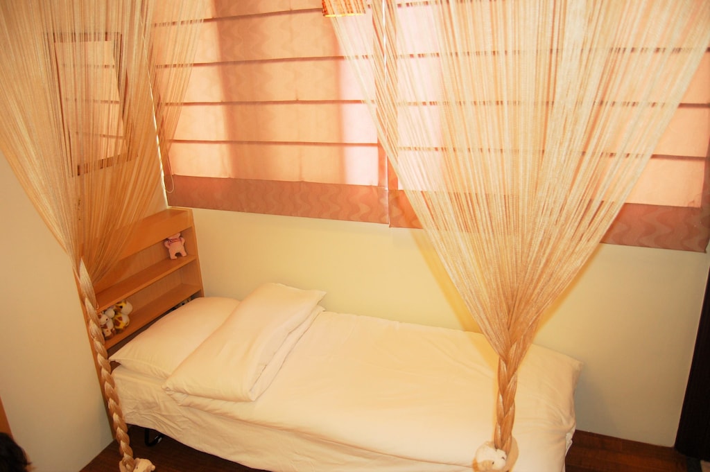 花魯閣民宿(Huaroko Guest House)