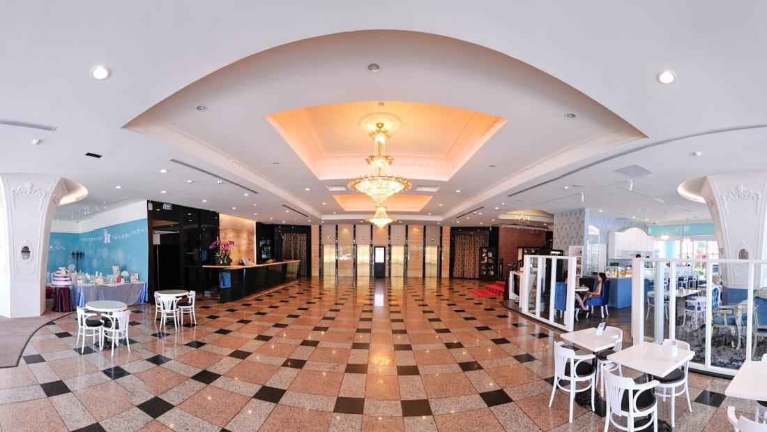 高雄尊龍大飯店(Hotel R Kaohsiung)