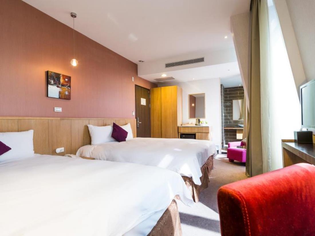 旗津道酒店(In Young Hotel)