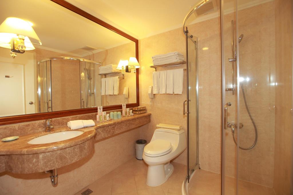 伯斯飯店(Grand Boss Hotel)