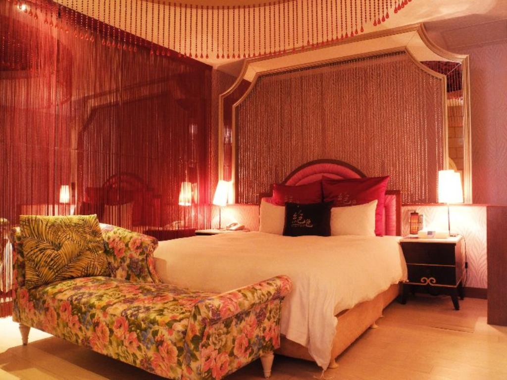 絕色精品汽車旅館(Color Motel)