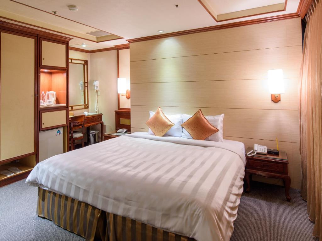新凱商務飯店(Silken Hotel)