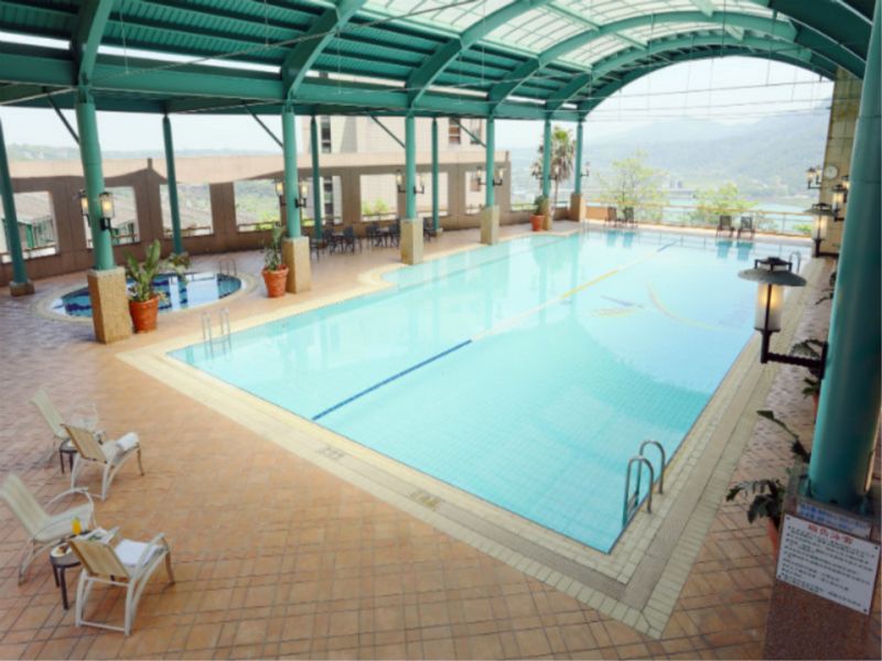 vHoward Lake Resort Shihmen Dam