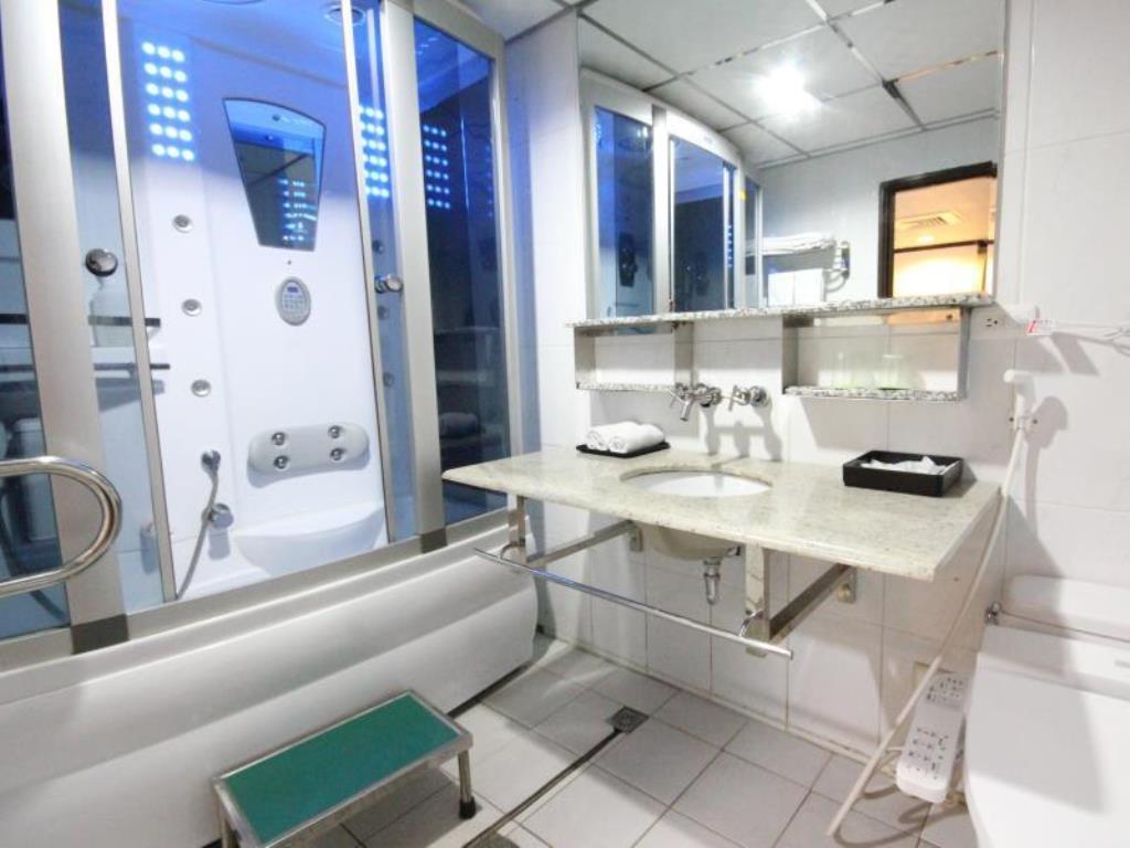 桃園良友商務旅館(Good Friend Business Traveler Hotel)