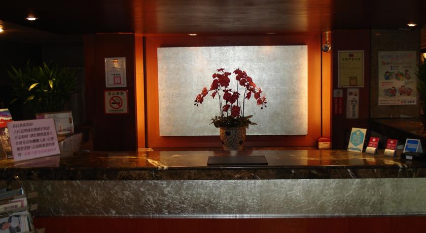 雅莊商務旅館(Attic Hotel)