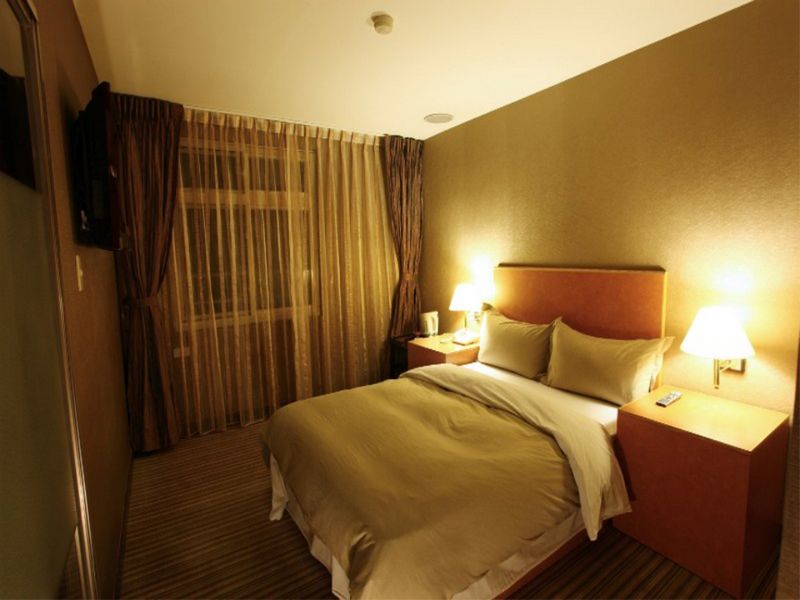 啟文商務飯店(Kevin Business Hotel)