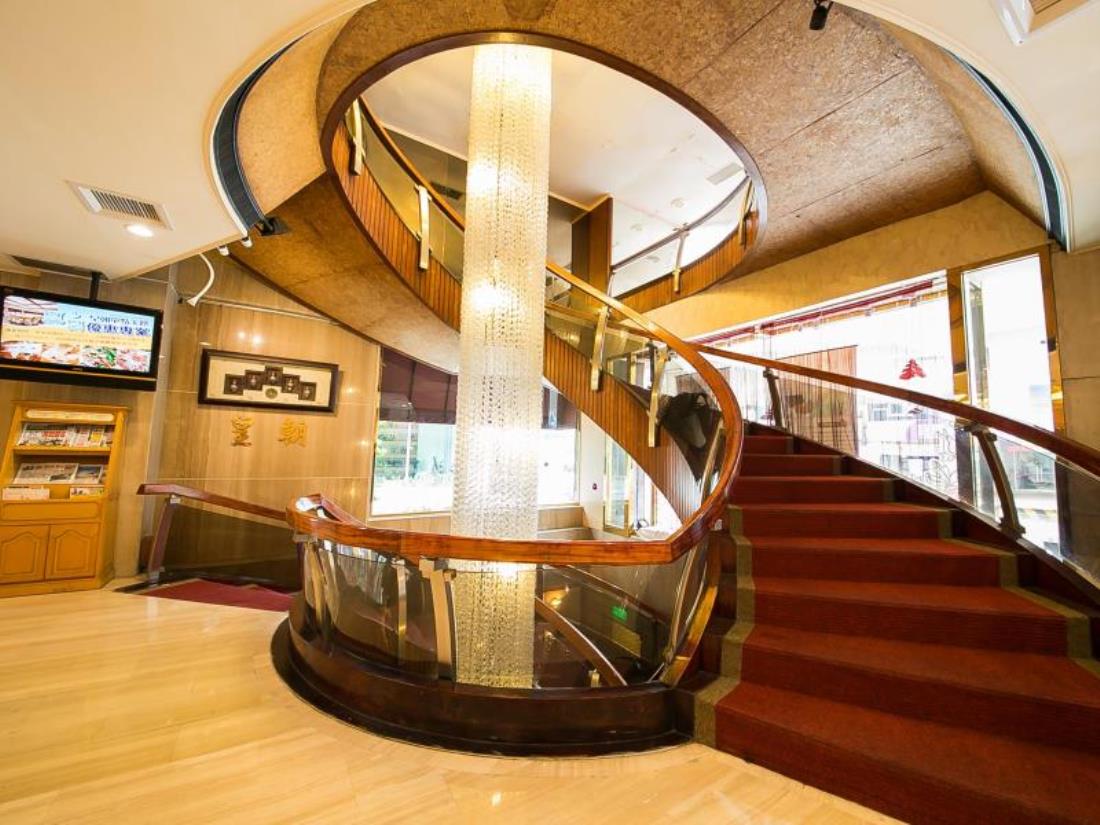 新朝代飯店(Dynasty Hotel)