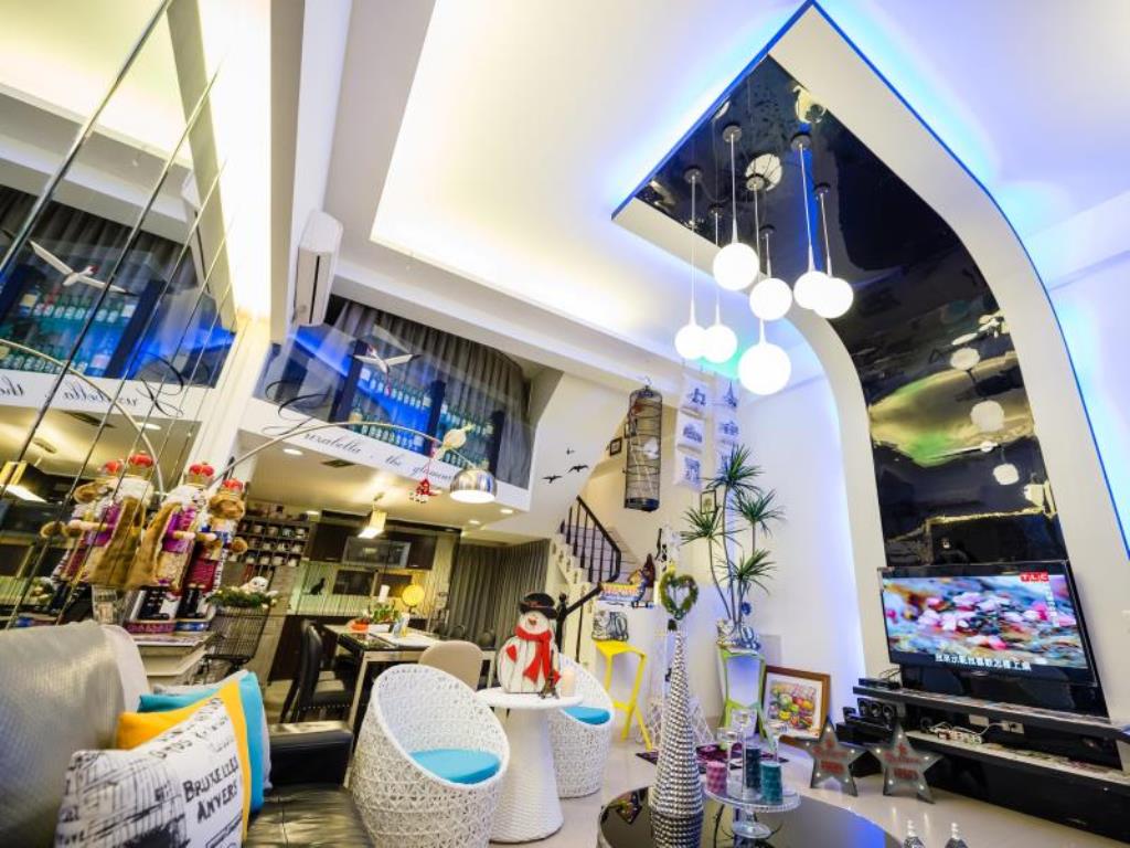 羅東巴黎左岸民宿(Paris Cafe Hostel)