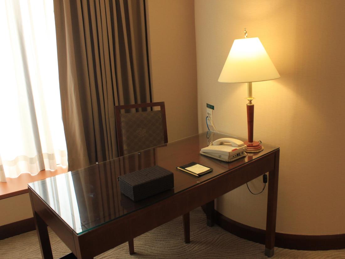 尊爵大飯店(Monarch Plaza Hotel)