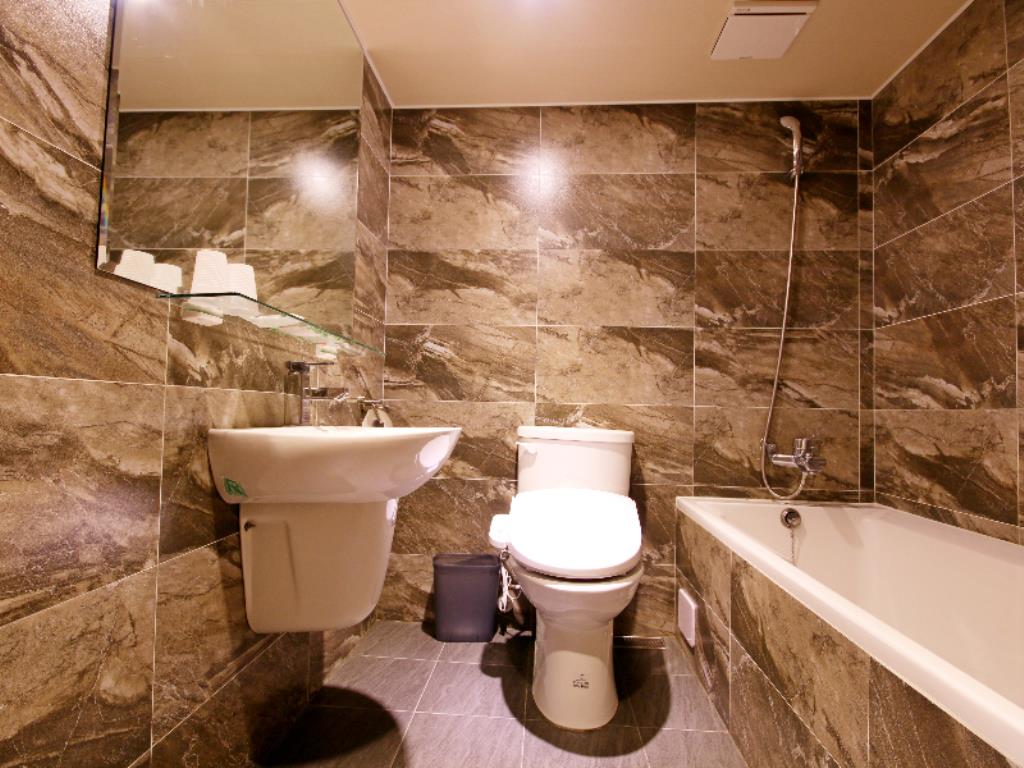 金弘旅店(Goldenhome Hotel)