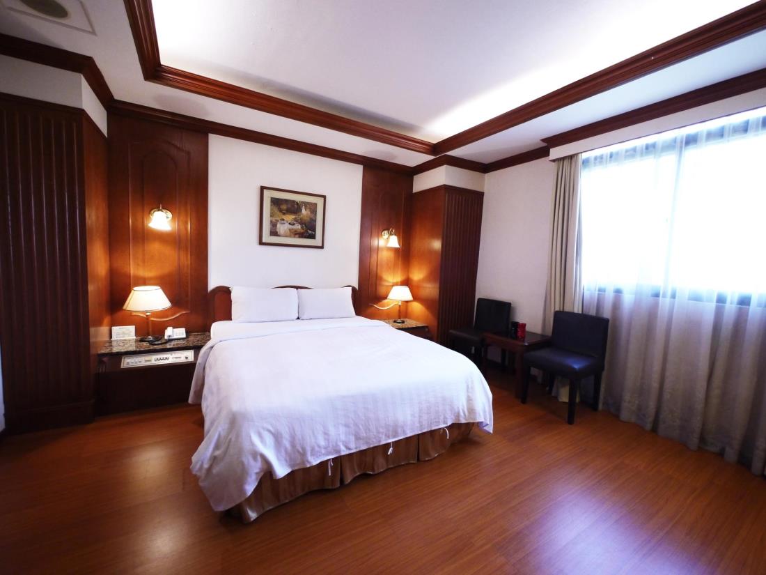 帝王大飯店(Emperor Hotel)