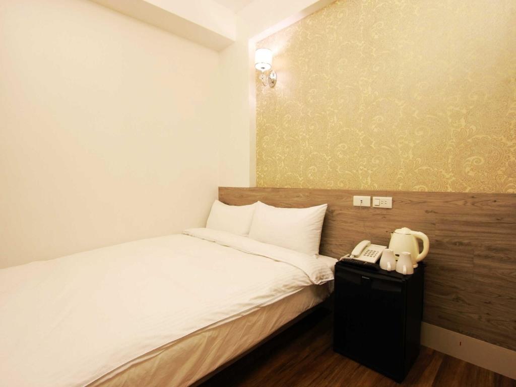 慶爾喜旅館(Cheers Hotel)