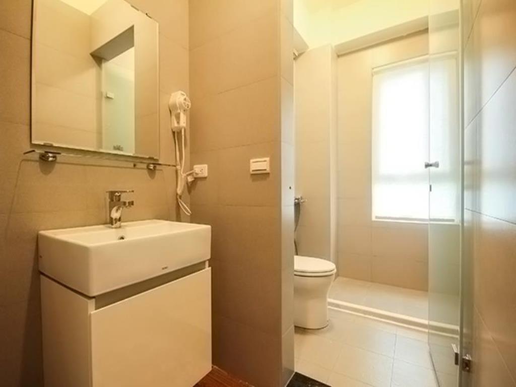 水岸恬園民宿(Dongshan Township Free Garden Bed and Breakfast)
