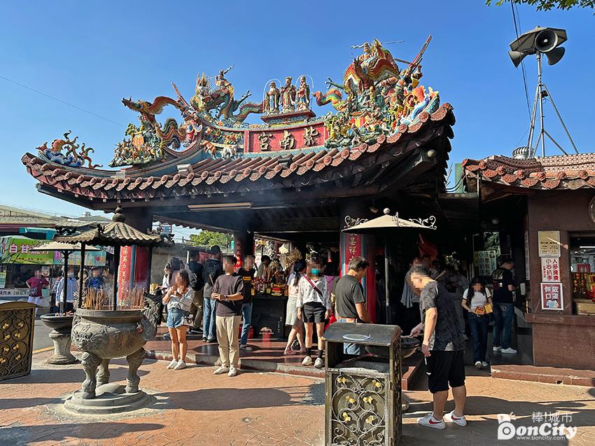 南投竹山紫南宮-發財金、開運金雞，祈求事業工作旺旺財源滾滾來(必拜必求財神廟)