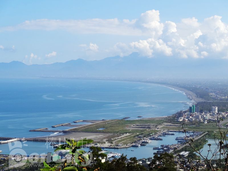 鳥瞰大宜蘭海岸風光(頭城旅遊)
