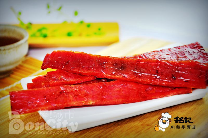 《美食》新社花海美食-豐原銘記肉乾肉紙買六送一-再享免運費
