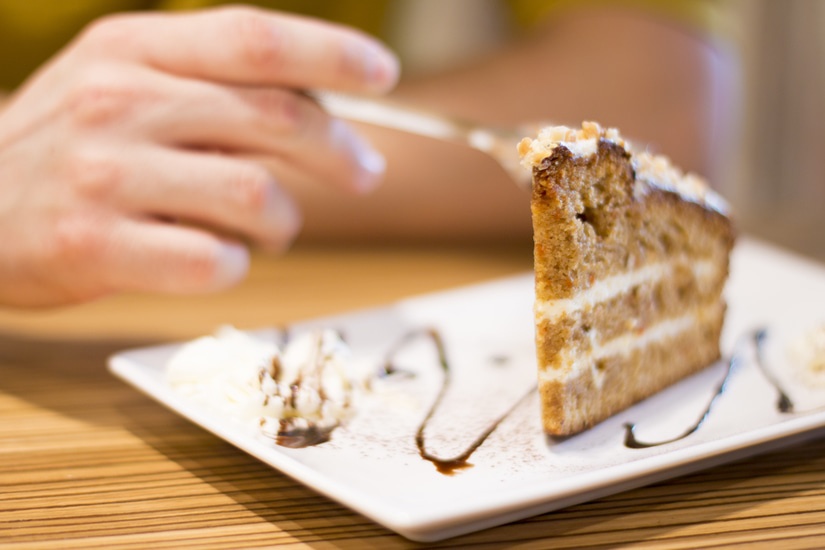 《電子鍋蜂蜜蛋糕》簡單卻不輸給烤箱蜂蜜蛋糕的甜蜜蜂味