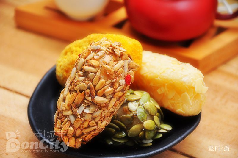 《春節習俗》春節拜拜、好運美食吃蔴荖-百年傳統麻荖這樣做(麻姥姥手工餅舖)