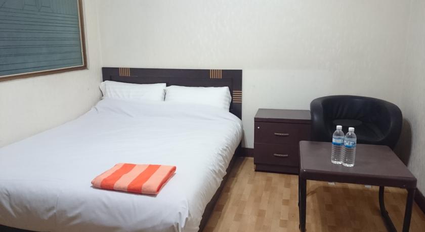 三和旅宿(San Ho Hotel)