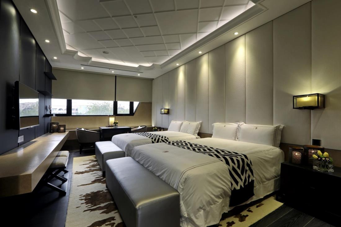 雲平精品旅館(Taichung Ease Motel)