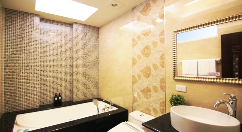 22旅店(22 B&B)