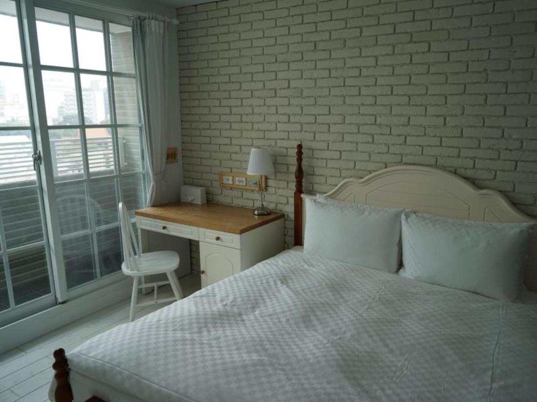 4 Design Inn
