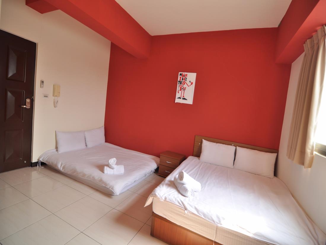 台中走跳公寓民宿(Taichung Goaround Hostel)