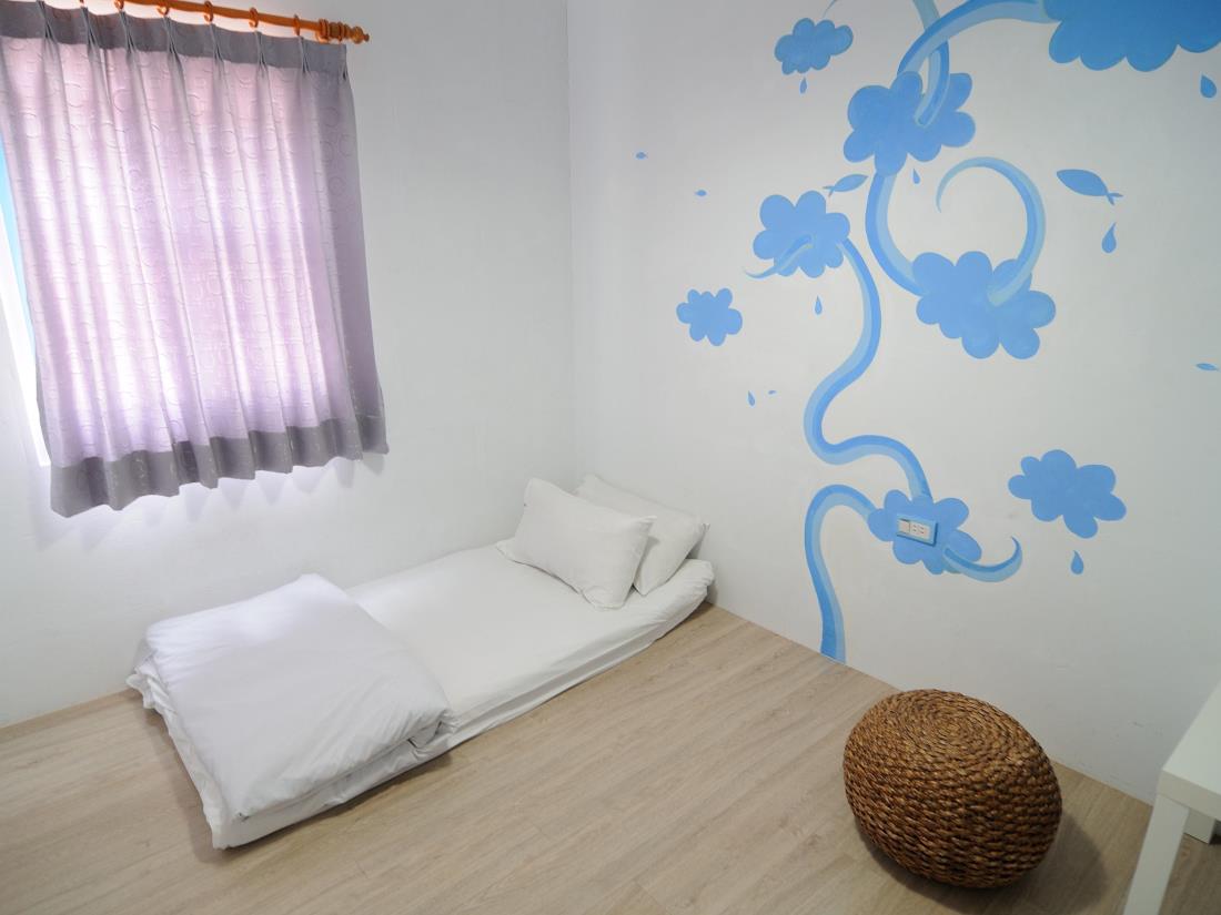 高雄西子灣藍白拖旅宿(Blue and White Slippa Leisure House Siziwan)
