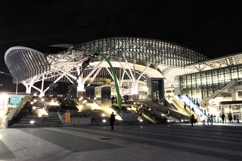 台中火車站-熱門打卡景點、全台唯一三代同堂車站