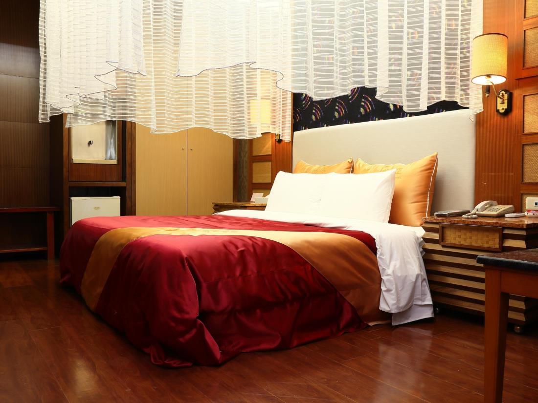 卡帝亞汽車旅館(Carther Motel Taichung)