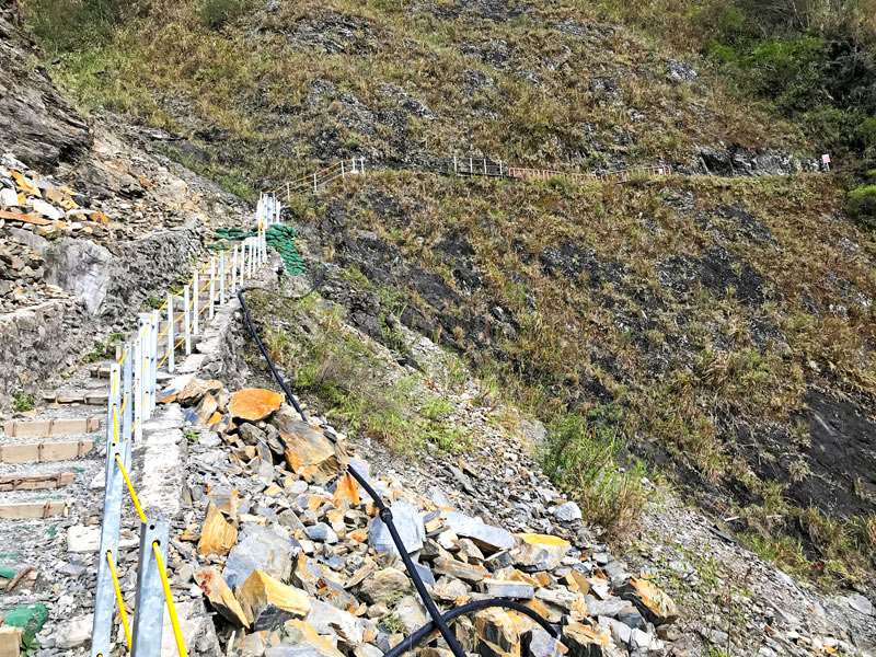 東埔八通關古道-父子斷崖、雲龍吊橋、雲龍瀑布