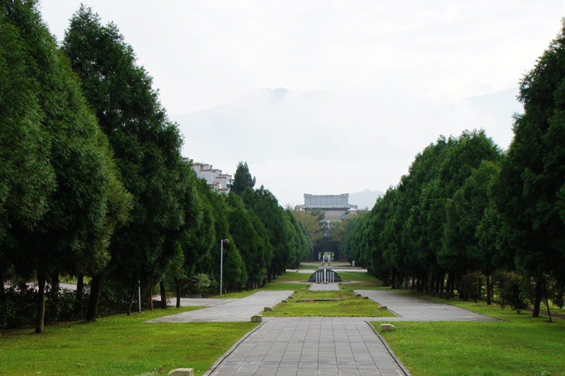 國立暨南國際大學