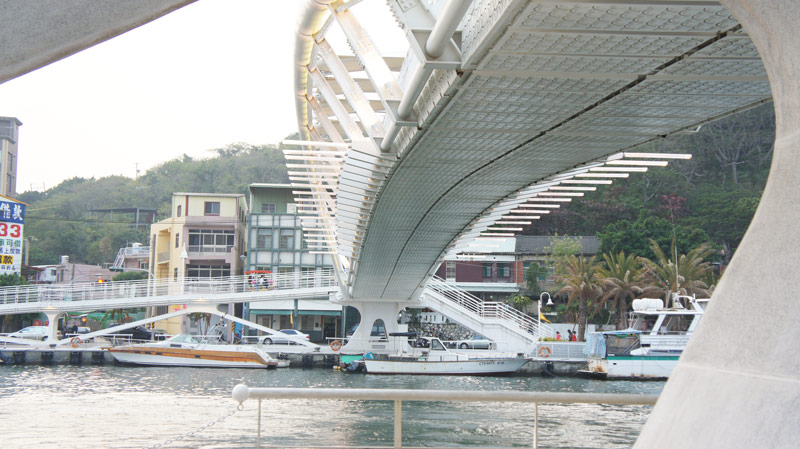 哈瑪星一號船渠景觀橋