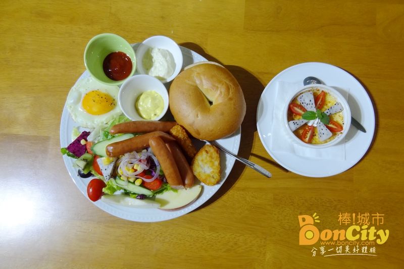 麥克菲咖啡館