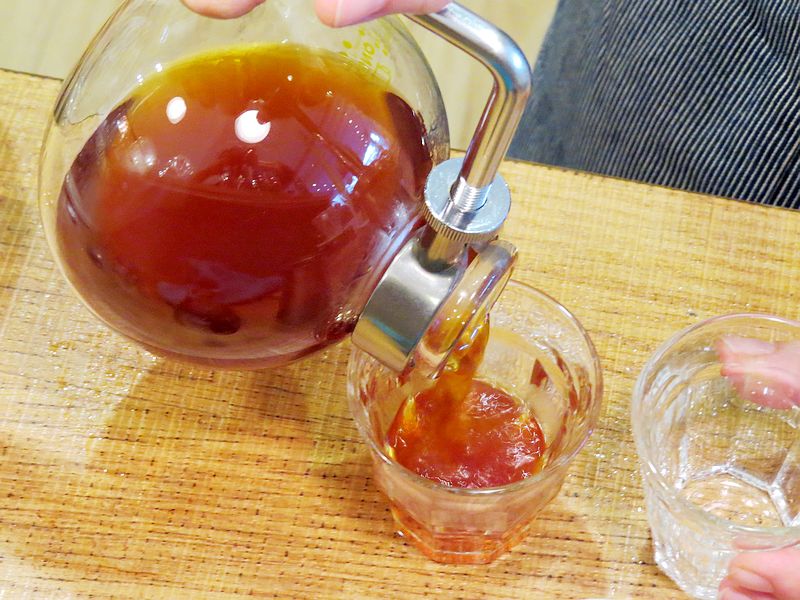 天味咖啡道-禪風式的與生活無負擔結合呈現。