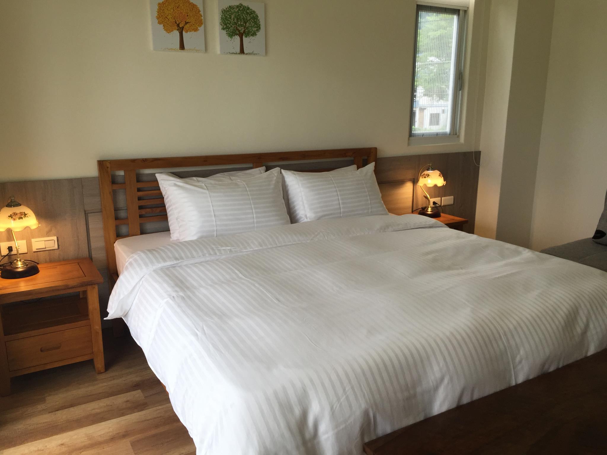 蘭花楹海景民宿(jacaranda house B&B )