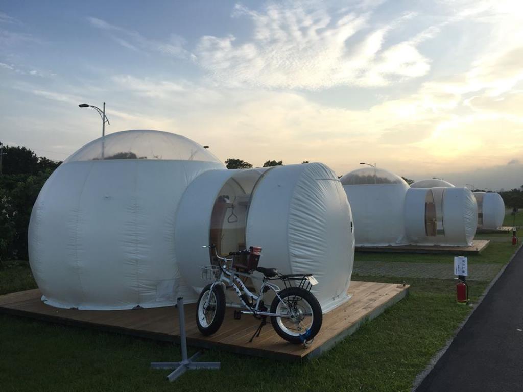 泡泡窩-八里文化公園露營區(Bubble WOW Bali)